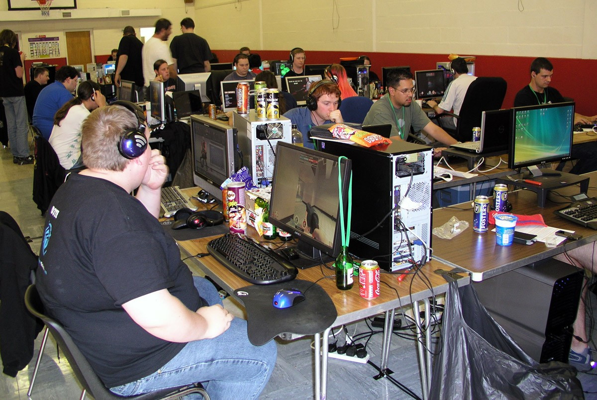 TF2 tournament underway