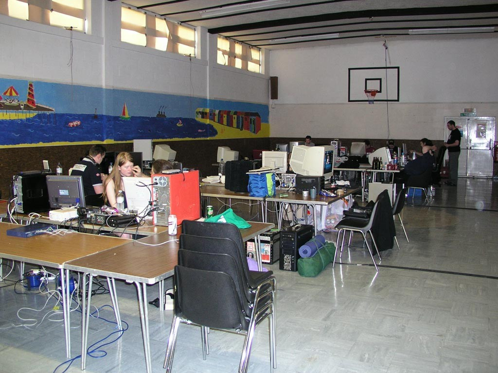 Lunchtime at the LAN